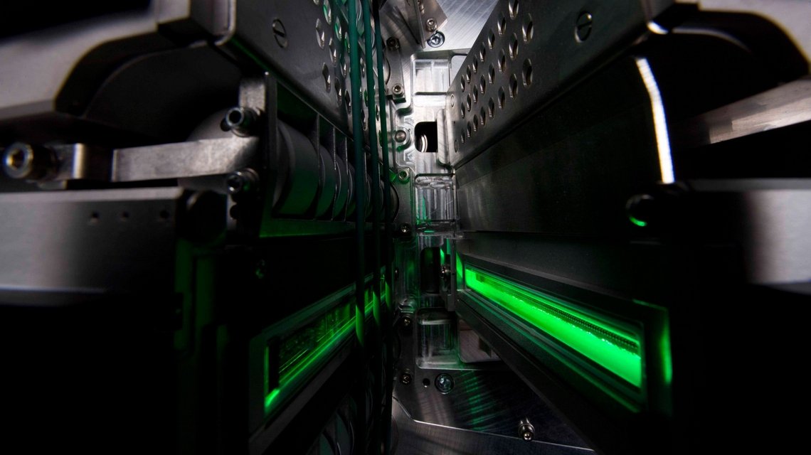 Close-up of a BPS NotaScan sensor