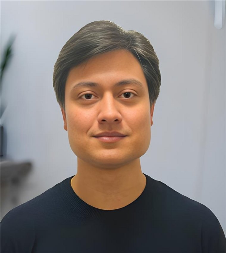 Portrait picture of Akshay Warikoo, Global Lead Go-to-Market for Digital Solutions at G+D