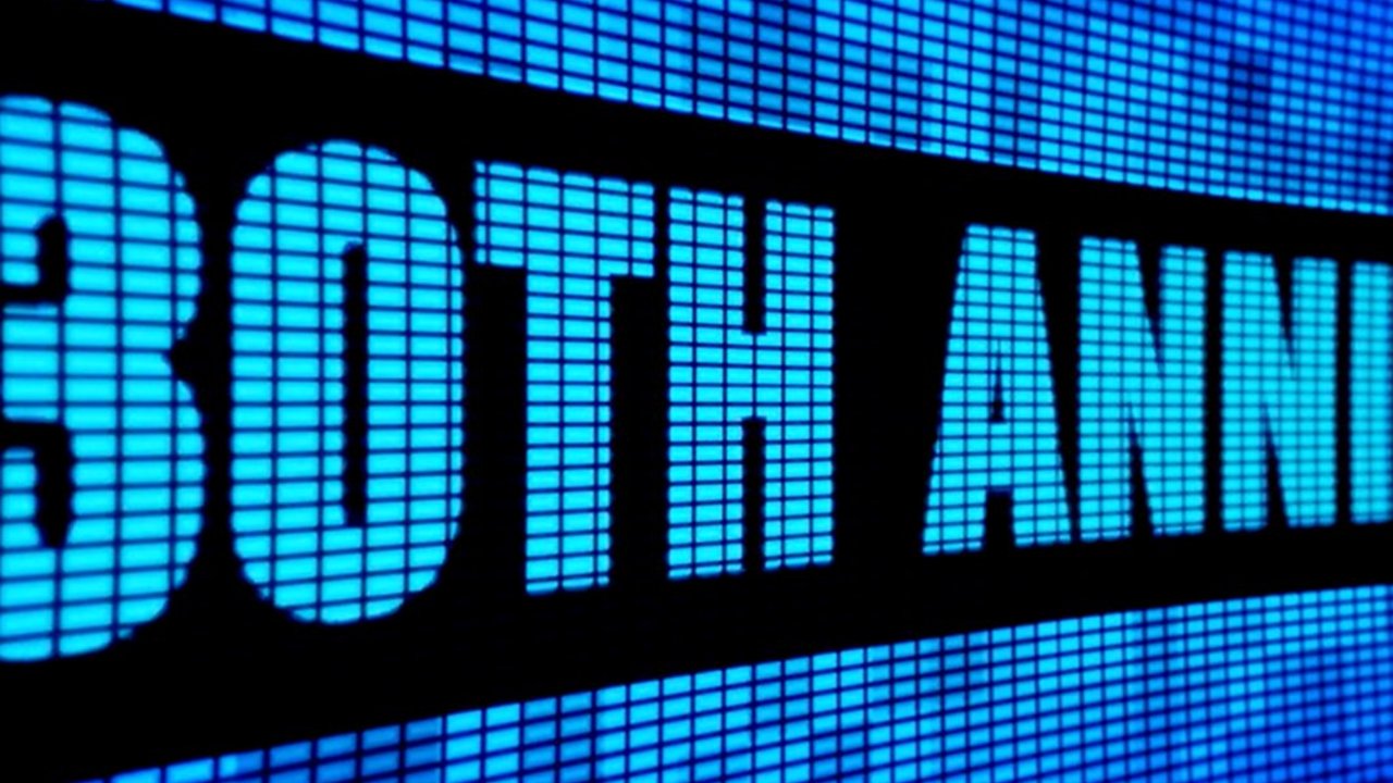 The SIM card turns 30!