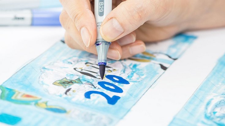 Design process of a banknote with a pen