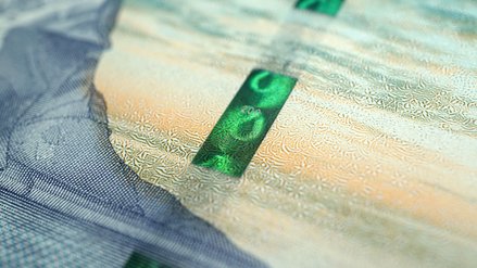 Close-up of a banknote with micromirror technology